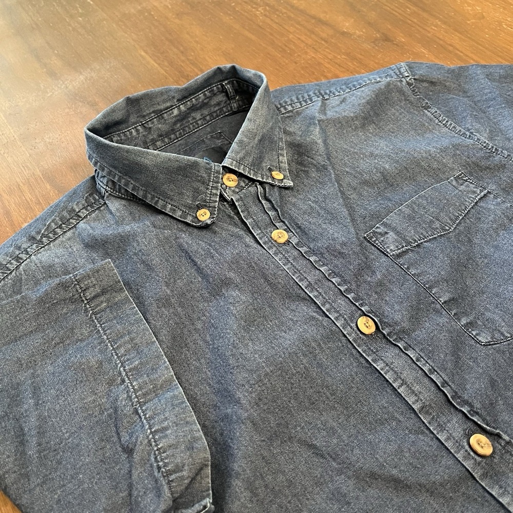 Prana Button Down Mens Medium Blue Organic Cotton Short Sleeve Chambray